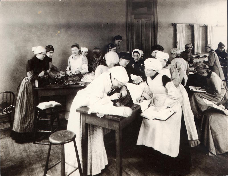 Female students in dissection room