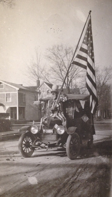 Armistice Parade, Ann Arbor, MI, November 11, 1918.jpg