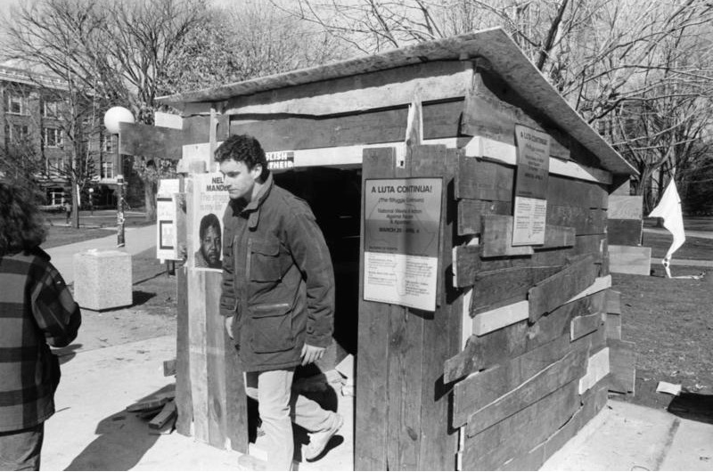 Shanty on U-M Diag, erected to symbolize the general conditions of blacks in South Africa, March 21, 1986