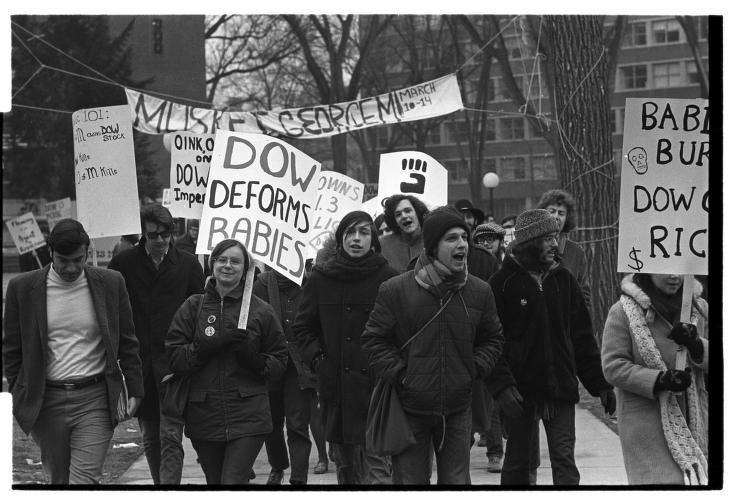 anti vietnam war college protests