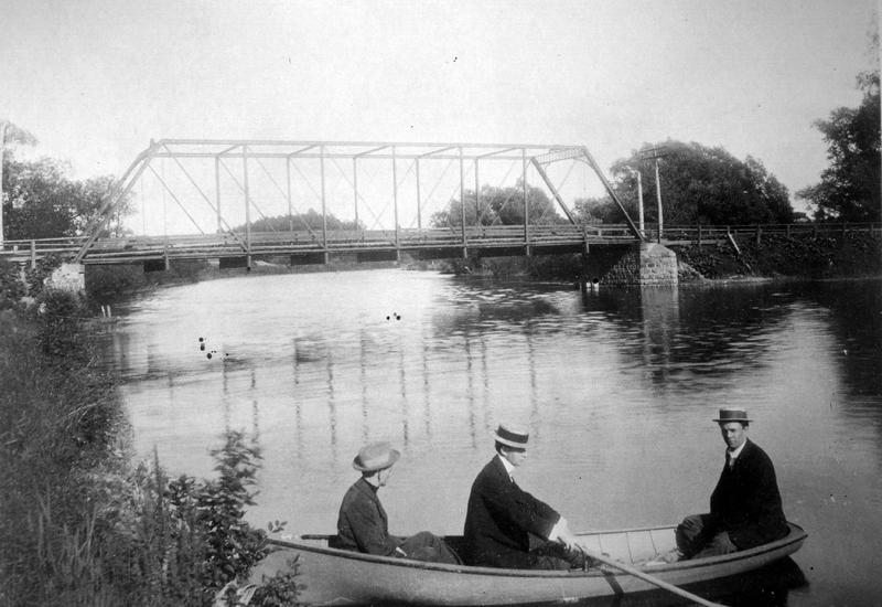 Huron River BL000308 1920s.jpg